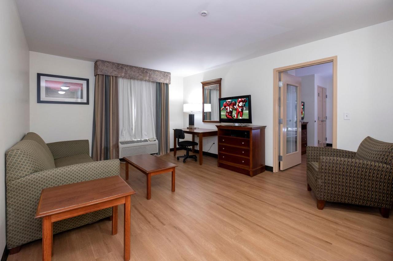 Red Roof Inn ホーマ エクステリア 写真